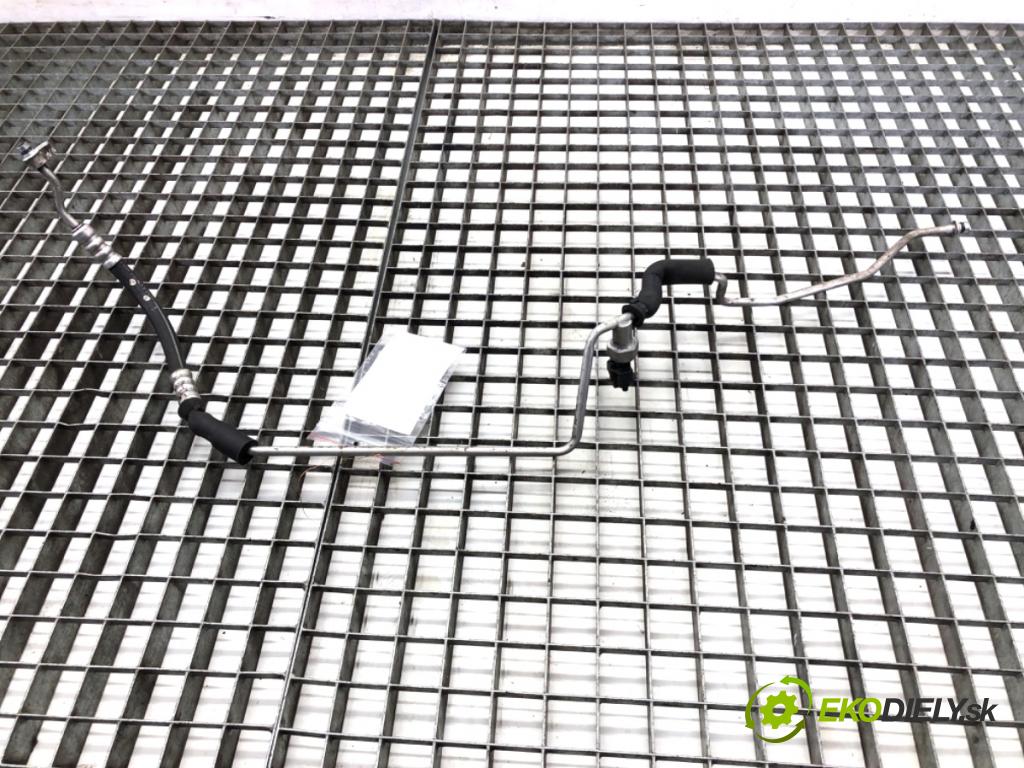 MAZDA 3 BM liftback 2016 88 kW 2.0 1998 rúrka klimatizace BJS7-6146X (Trubka klimatizace)