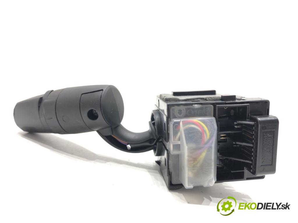 MAZDA 3 BM liftback 2016 88 kW 2.0 1998 Prepínač stieračov KS0417J409 (Prepínacie páčky pod volantom)