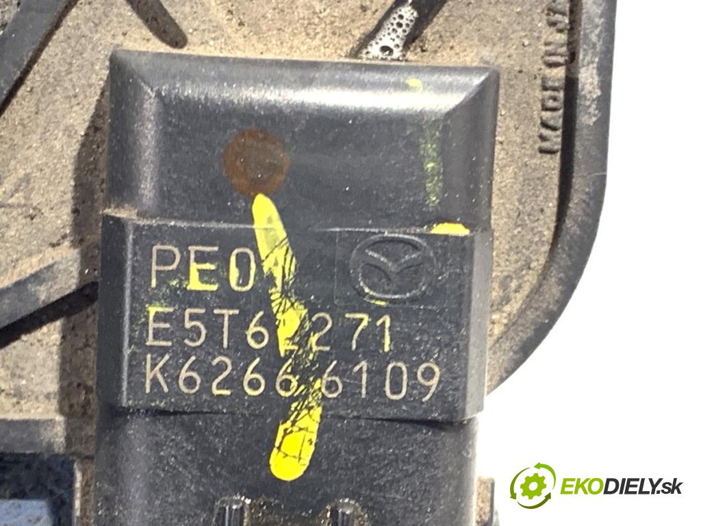 MAZDA 3 BM liftback 2016 88 kW 2.0 1998 Váha vzduchu E5T62271 (Váha vzduchu)