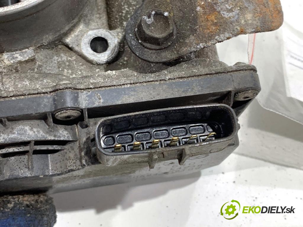 MAZDA 3 BM liftback 2016 88 kW 2.0 1998 Škrtiaca klapka PEAR13640 K4238 (Škrtiaca klapka)