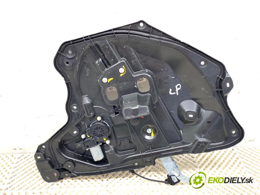 MAZDA 3 BM liftback 2016 88 kW 2.0 1998 mechanismus okna levý přední část BJS75997X