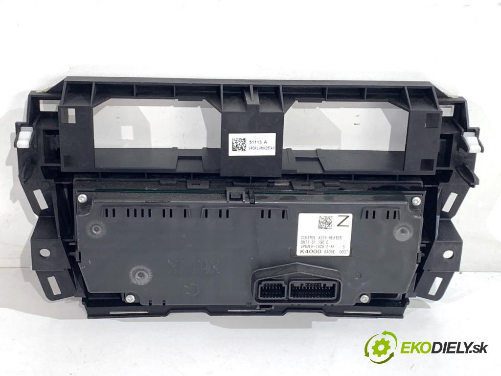 MAZDA 3 BM liftback 2016 88 kW 2.0 1998 Panel ovládania kúrenia BHT161190E (Prepínacie páčky pod volantom)