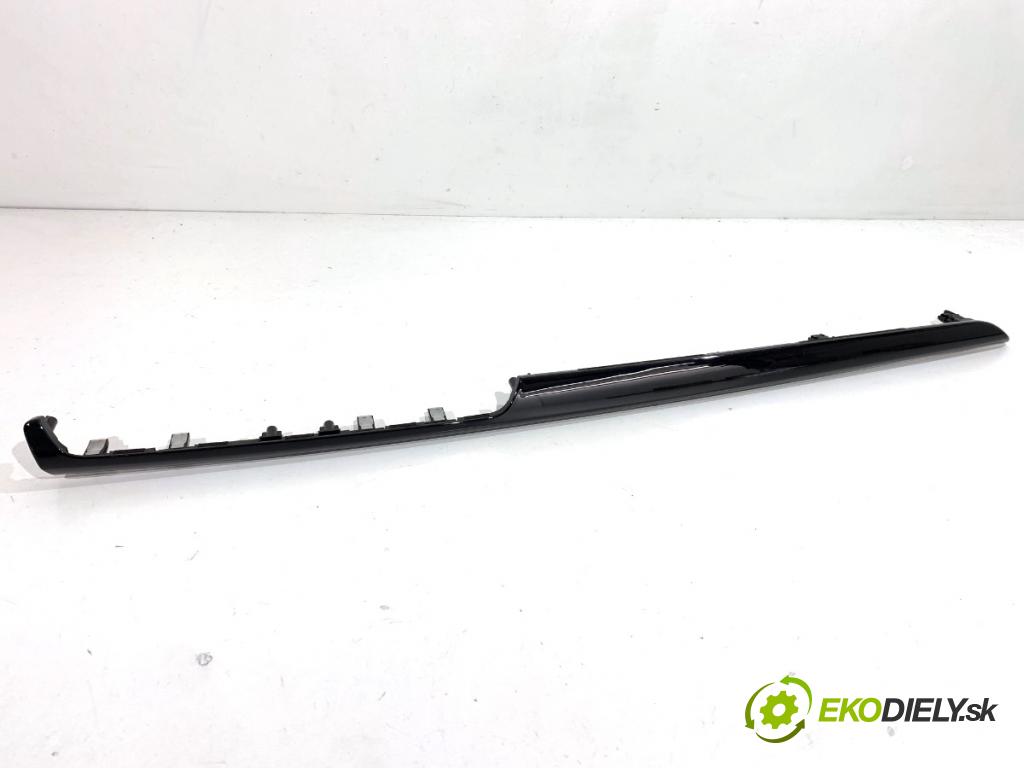 MAZDA 3 BM liftback 2016 88 kW 2.0 1998 lišty kryt  (Lišta)