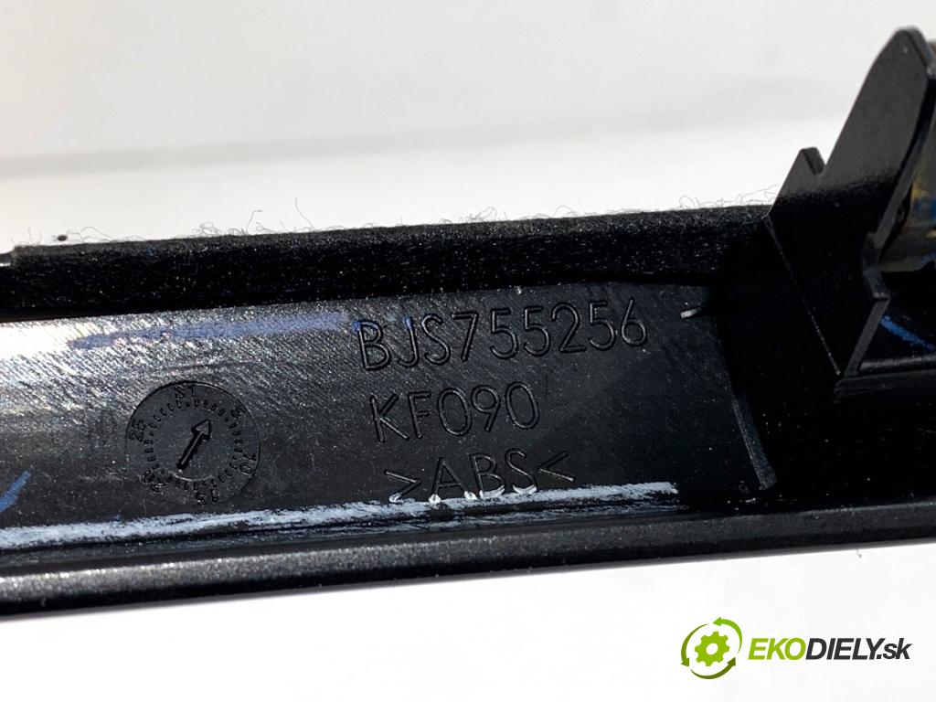 MAZDA 3 BM liftback 2016 88 kW 2.0 1998 lišty kryt  (Lišta)
