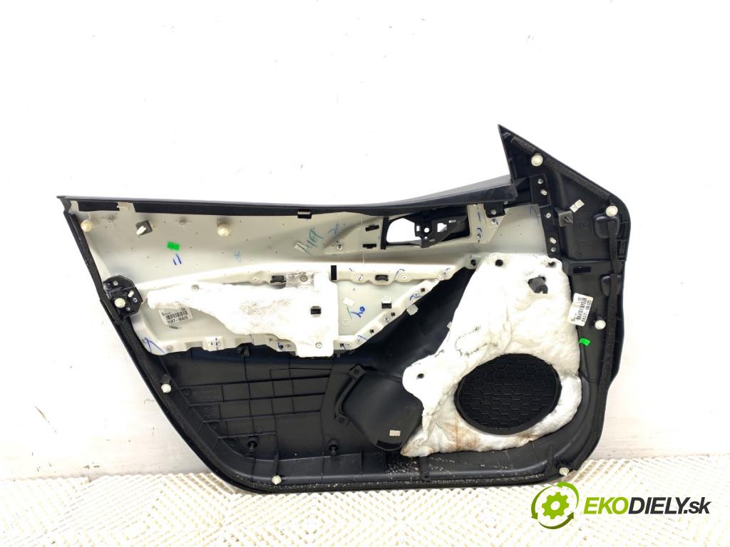 MAZDA 3 BM liftback 2016 88 kW 2.0 1998 ča dveře pravý přední část