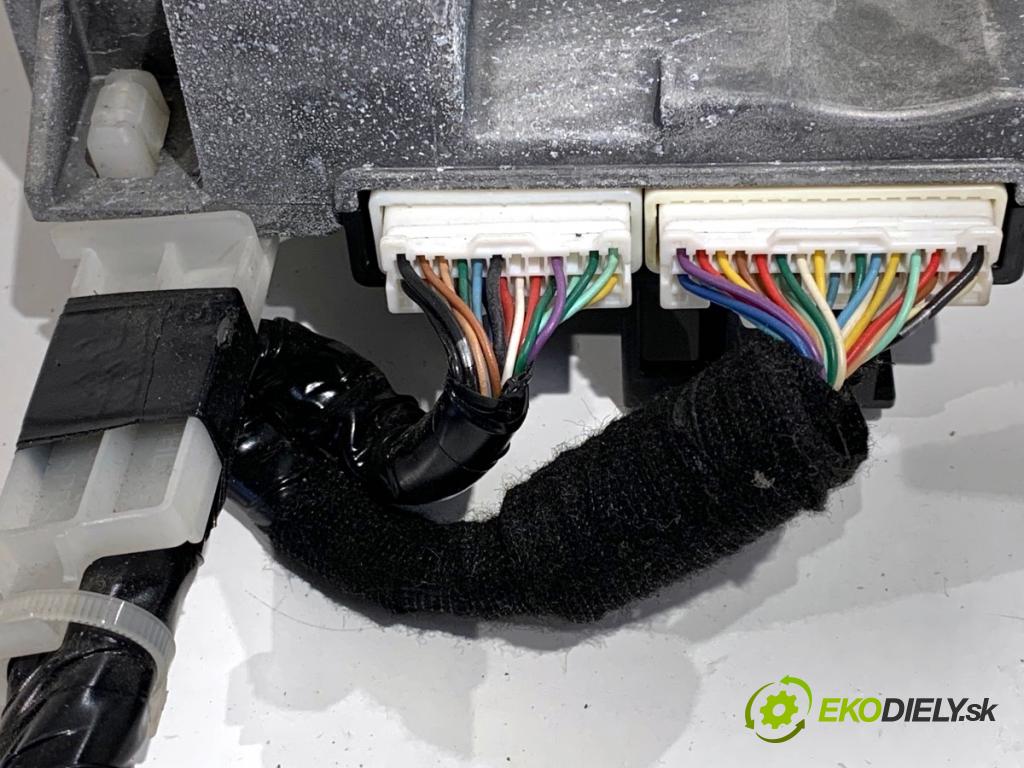 MAZDA 3 BM liftback 2016 88 kW 2.0 1998 blokáda volantu CCAK14LP0880T2 (Řízení ostatní)