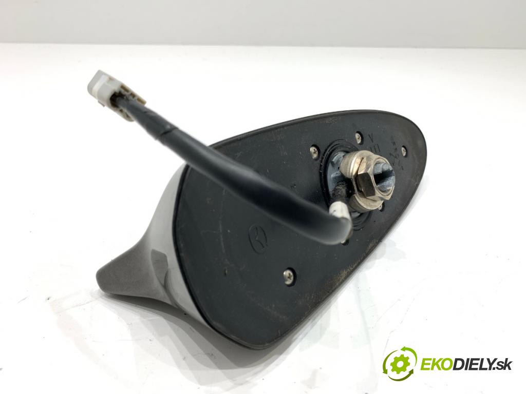 MAZDA 3 BM liftback 2016 88 kW 2.0 1998 ANTENA střešní REKIN BJWI66930A