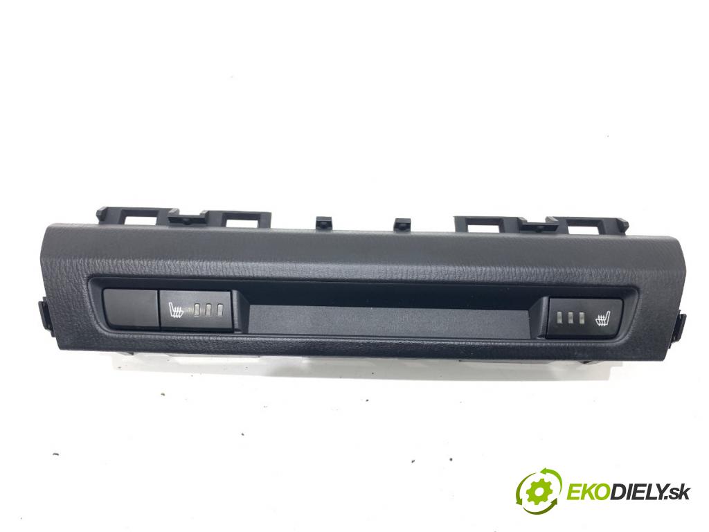 MAZDA 3 BM liftback 2016 88 kW 2.0 1998 Prepínač ohrievania, vyhrievania sedačky BHR155260 (Prepínacie páčky pod volantom)