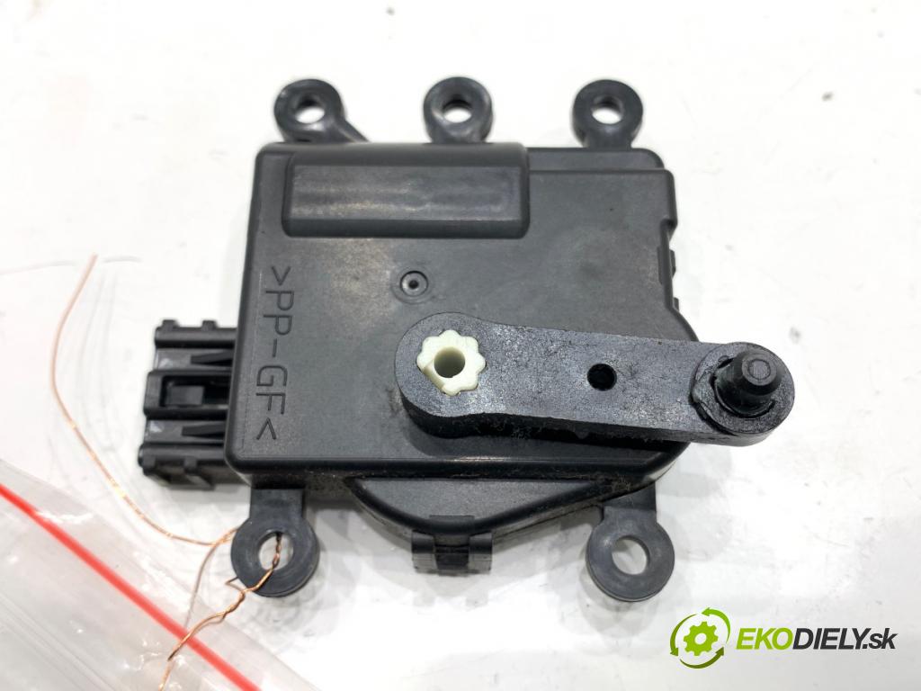 MAZDA 3 BM liftback 2016 88 kW 2.0 1998 Motor kúrenia