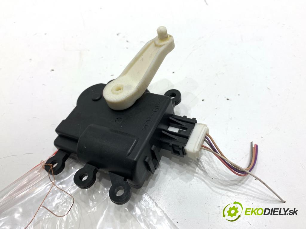 MAZDA 3 BM liftback 2016 88 kW 2.0 1998 Motor kúrenia
