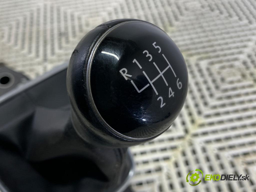 SEAT ALHAMBRA II nadwozie wielkoprzestrzenne (MPV) 2014 103 kW 2.0 TDI 1968 Kulisa 7N0711049B (Rýchlostná páka (kulisa))