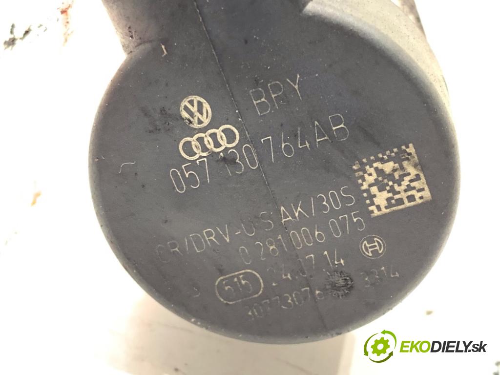 SEAT ALHAMBRA II nadwozie wielkoprzestrzenne (MPV) 2014 103 kW 2.0 TDI 1968 Regulátor tlaku paliva 057130764AB (Palivový systém ostatné)