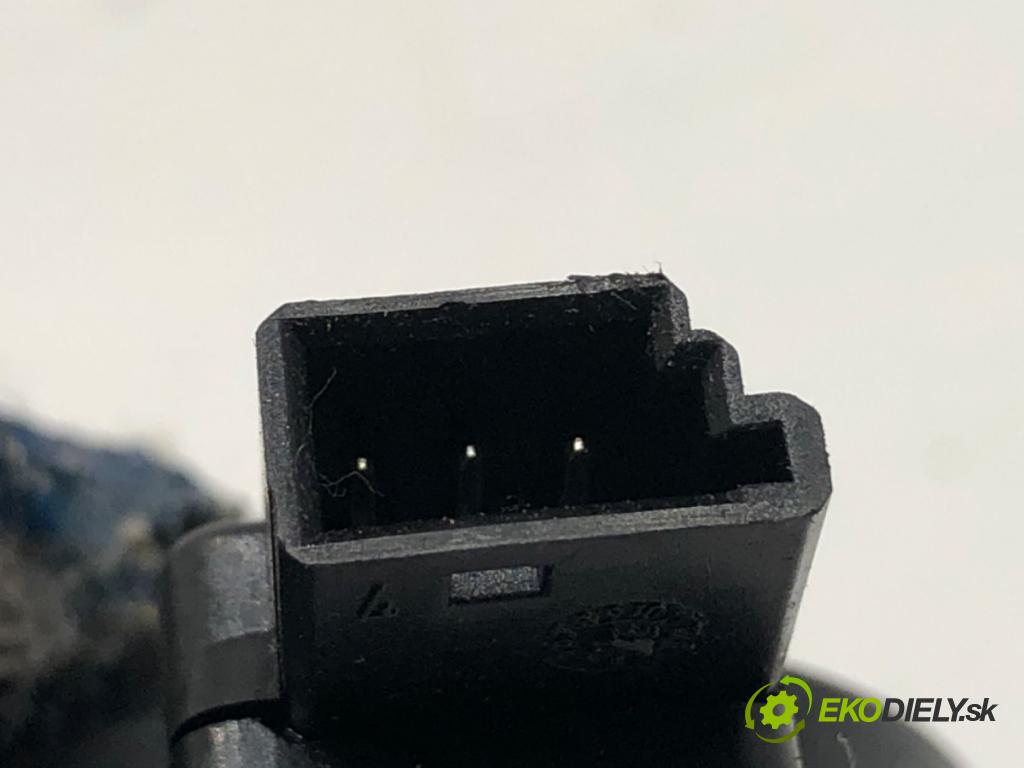 SEAT ALHAMBRA II nadwozie wielkoprzestrzenne (MPV) 2014 103 kW 2.0 TDI 1968 Snímač dažďa 5Q0955547 (Snímač dažďa)