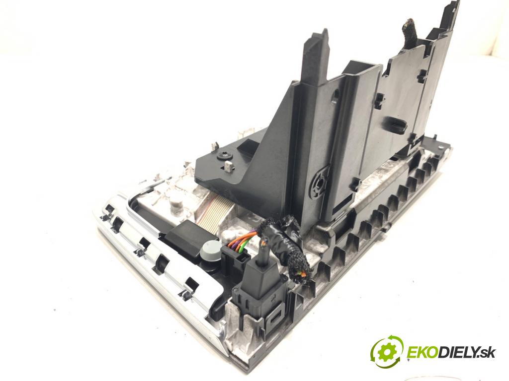 TOYOTA PROACE nadwozie wielkoprzestrzenne (MPV) 2024 96 kW 1.5 D-4D 130 (BKYMA) 1499 Dislpej 98345773ZD (Prístrojová doska)