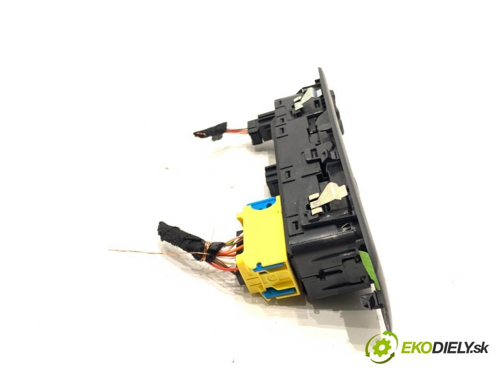 TOYOTA PROACE nadwozie wielkoprzestrzenne (MPV) 2024 96 kW 1.5 D-4D 130 (BKYMA) 1499 Prepínač okien 98421760ZD (Prepínacie páčky pod volantom)