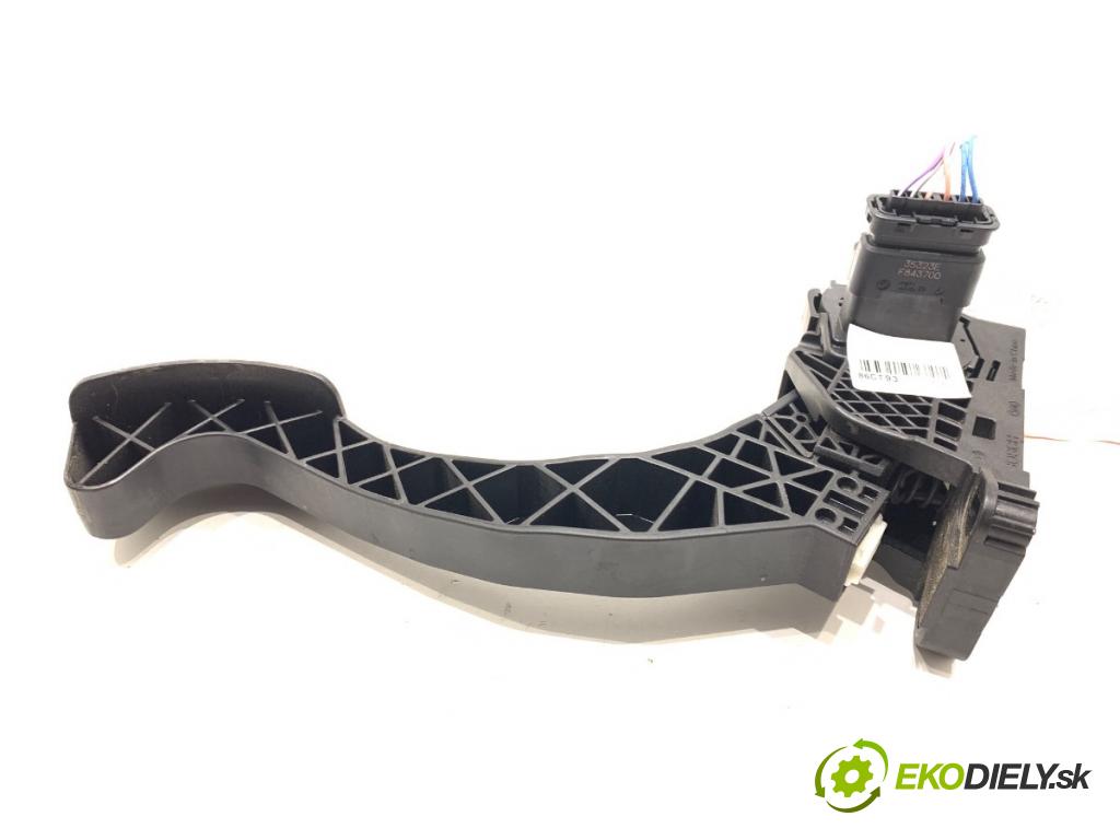 TOYOTA PROACE nadwozie wielkoprzestrzenne (MPV) 2024 96 kW 1.5 D-4D 130 (BKYMA) 1499 Potenciometer plynu 9854066180 (Potenciometer plynového pedálu)