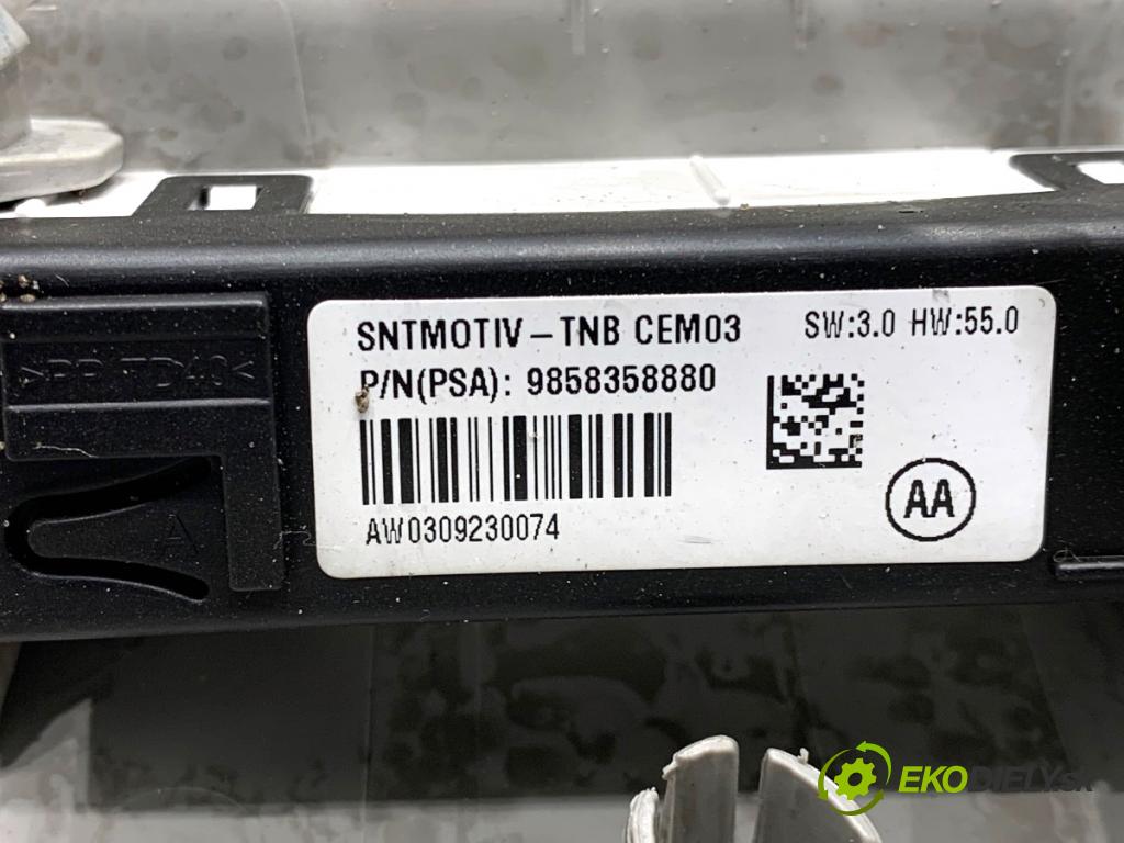TOYOTA PROACE nadwozie wielkoprzestrzenne (MPV) 2024 96 kW 1.5 D-4D 130 (BKYMA) 1499 světlo stropní 9858358880