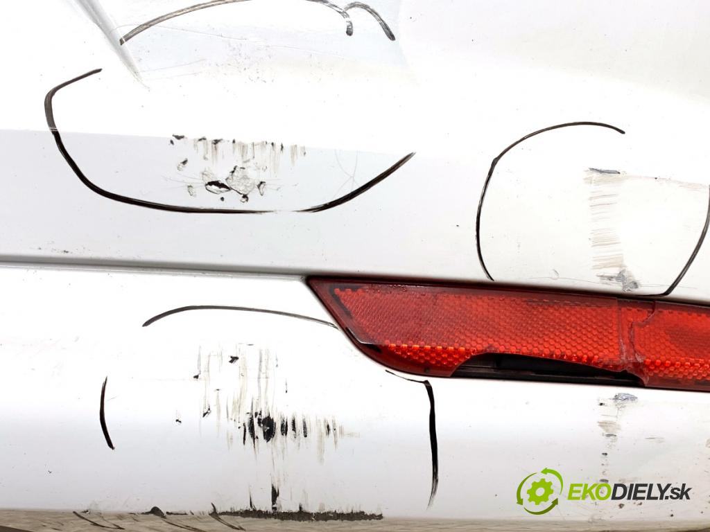 VW POLO V liftback 2017 66 kW 1.2 TSI 16V 1197 Nárazník zad  (Kľučka dverí ostatné)