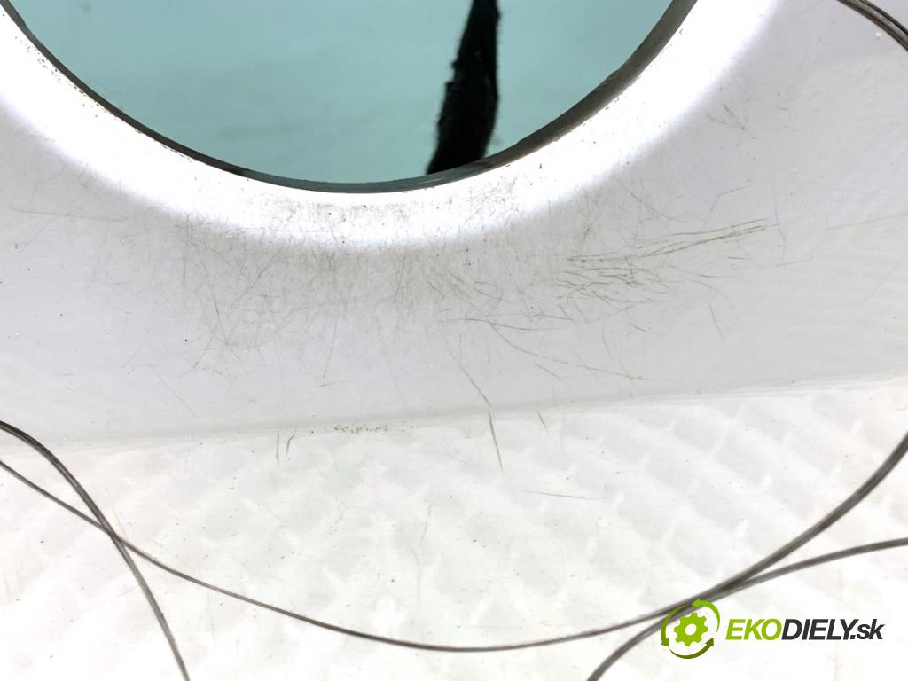 VW POLO V liftback 2017 66 kW 1.2 TSI 16V 1197 kapota zad LC9A