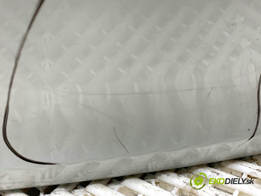 VW POLO V liftback 2017 66 kW 1.2 TSI 16V 1197 kapota zad LC9A