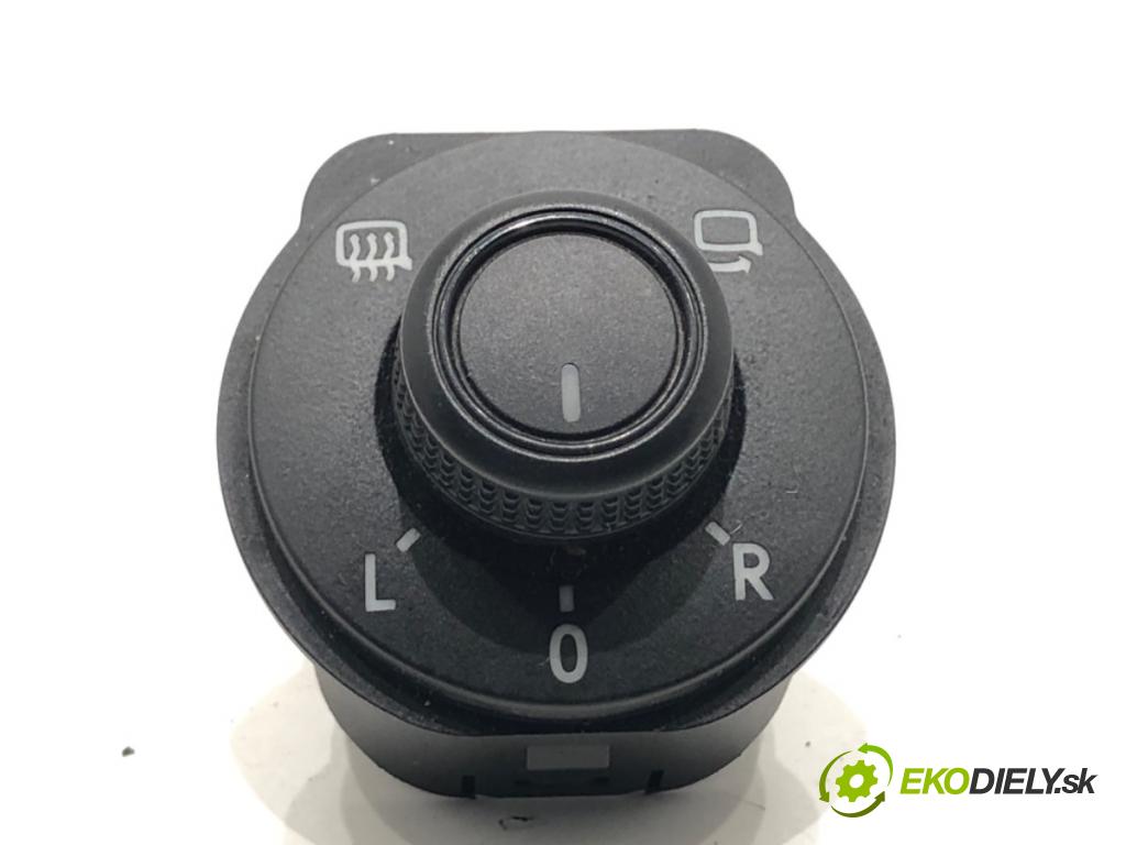 VW POLO V liftback 2017 66 kW 1.2 TSI 16V 1197 Prepínač nastavenia spätných zrkadiel 6C1959565A (Prepínacie páčky pod volantom)