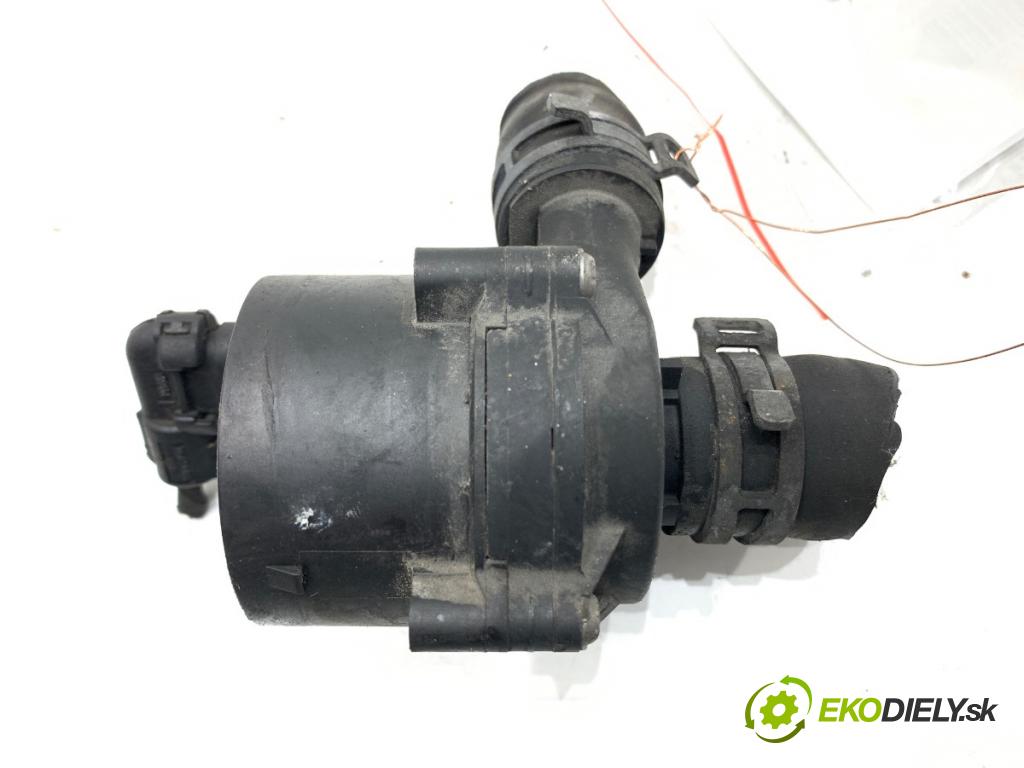 VW POLO V liftback 2017 66 kW 1.2 TSI 16V 1197 DALŠÍ: pumpa vody 5Q0965567 (Vodní pumpa)