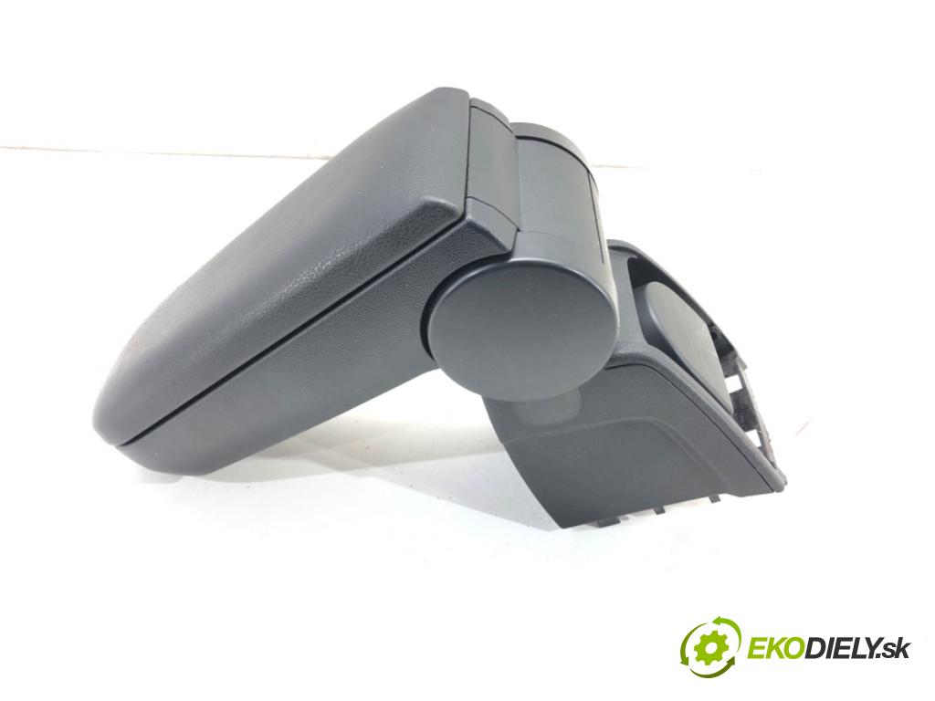 VW POLO V liftback 2017 66 kW 1.2 TSI 16V 1197 Lakťová opierka  (Lakťová opierka)