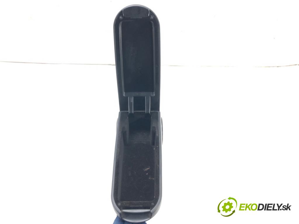 VW POLO V liftback 2017 66 kW 1.2 TSI 16V 1197 Lakťová opierka  (Lakťová opierka)