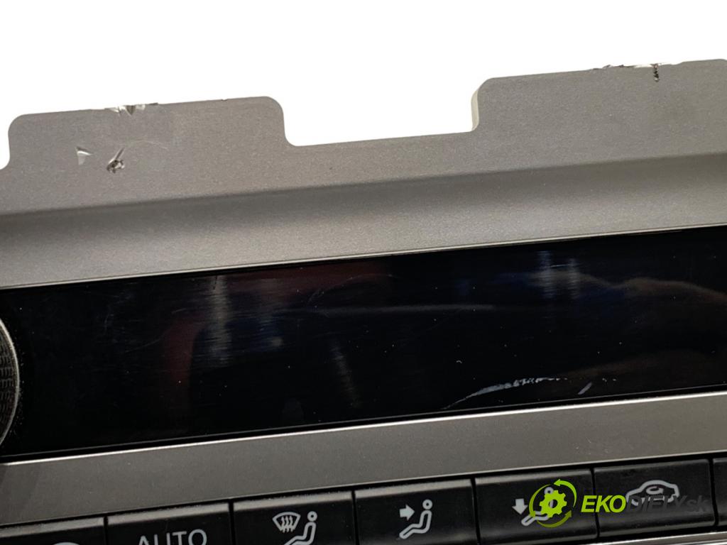 VW POLO V liftback 2017 66 kW 1.2 TSI 16V 1197 Panel ovládania kúrenia  (Prepínacie páčky pod volantom)