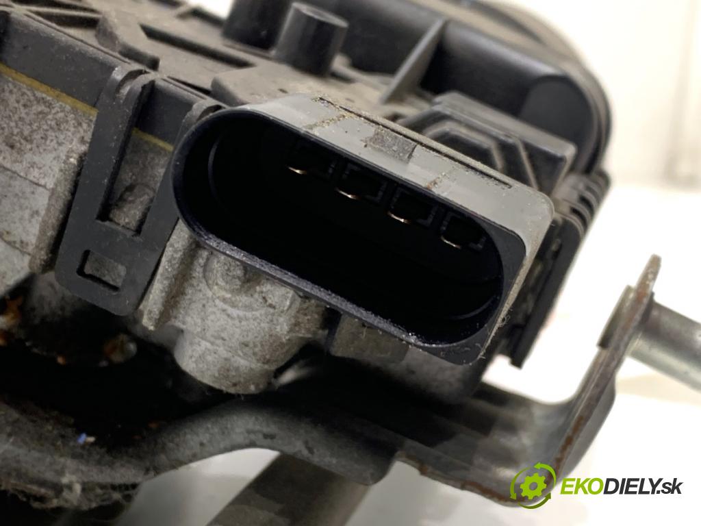 VW POLO V liftback 2017 66 kW 1.2 TSI 16V 1197 Mechanizmus stieračov predný 6R1955119A (Motorček stieračov predný)