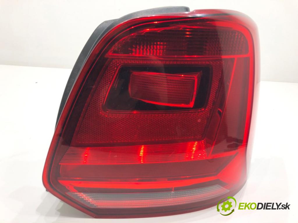 VW POLO V liftback 2017 66 kW 1.2 TSI 16V 1197 světlo pravý zadní část 6C0945096K