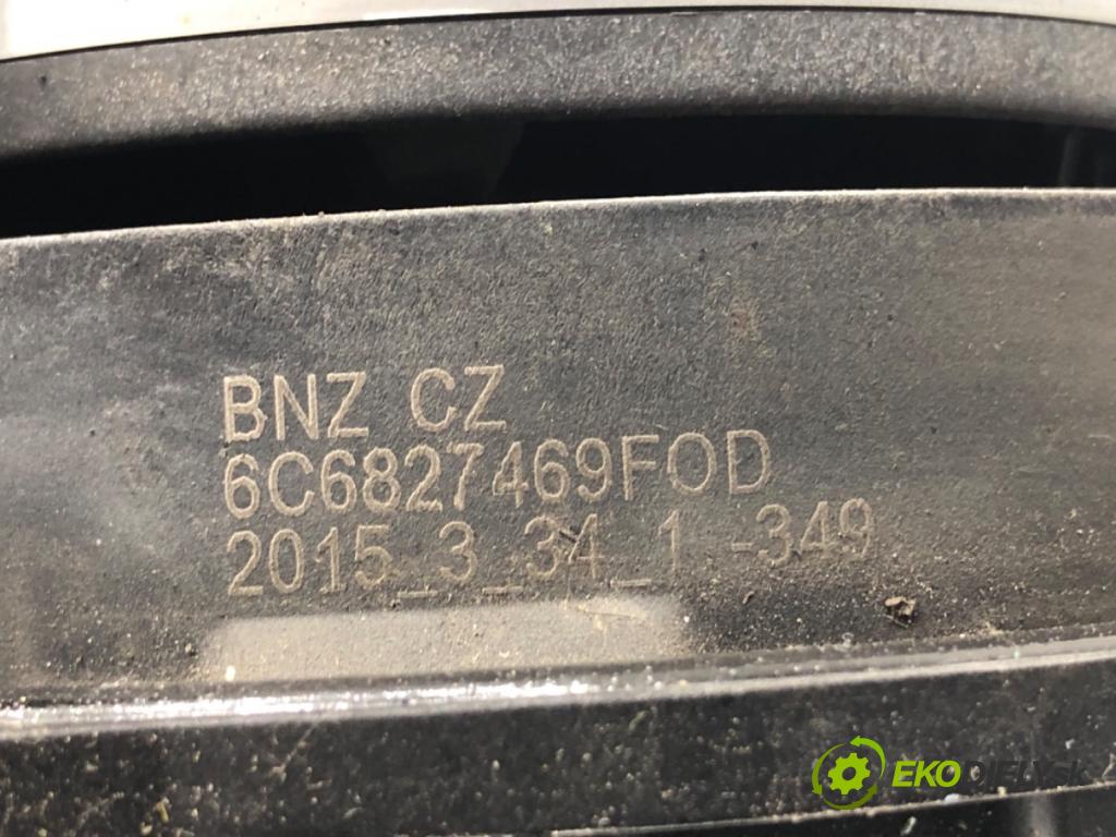 VW POLO V liftback 2017 66 kW 1.2 TSI 16V 1197 klika dveří zadní část 6C6827469F