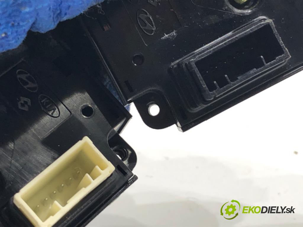 KIA SPORTAGE IV SUV 2020 97 kW 1.6 GDI 1591 SPÍNAČE: volantu 96700-D9850