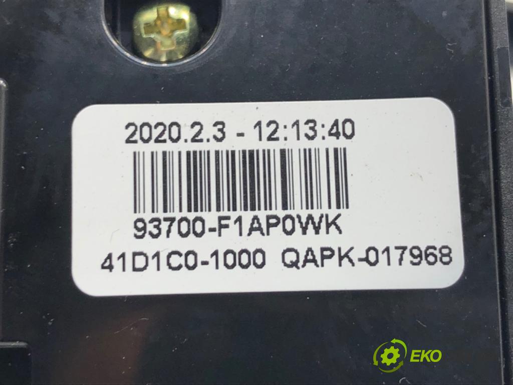 KIA SPORTAGE IV SUV 2020 97 kW 1.6 GDI 1591 Prepínač nastavenia svetiel 93700-F1AP0 (Prepínacie páčky pod volantom)