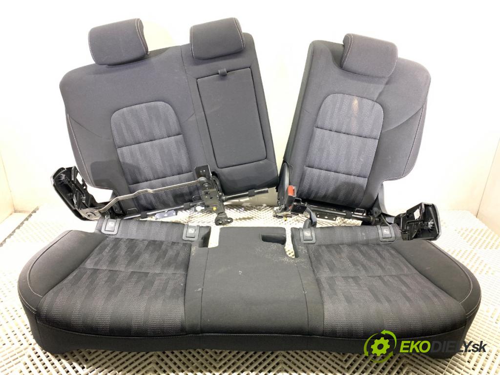 KIA SPORTAGE IV SUV 2020 97 kW 1.6 GDI 1591 Sedadlo druhý rad 