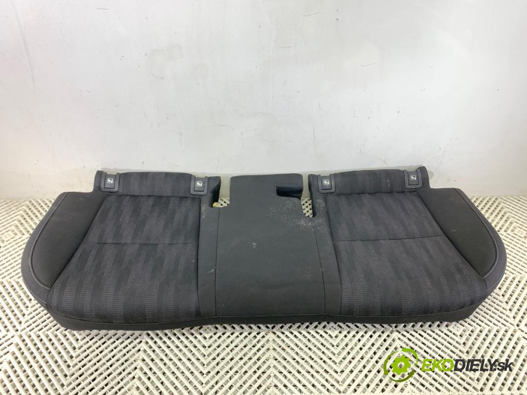 KIA SPORTAGE IV SUV 2020 97 kW 1.6 GDI 1591 Sedadlo druhý rad