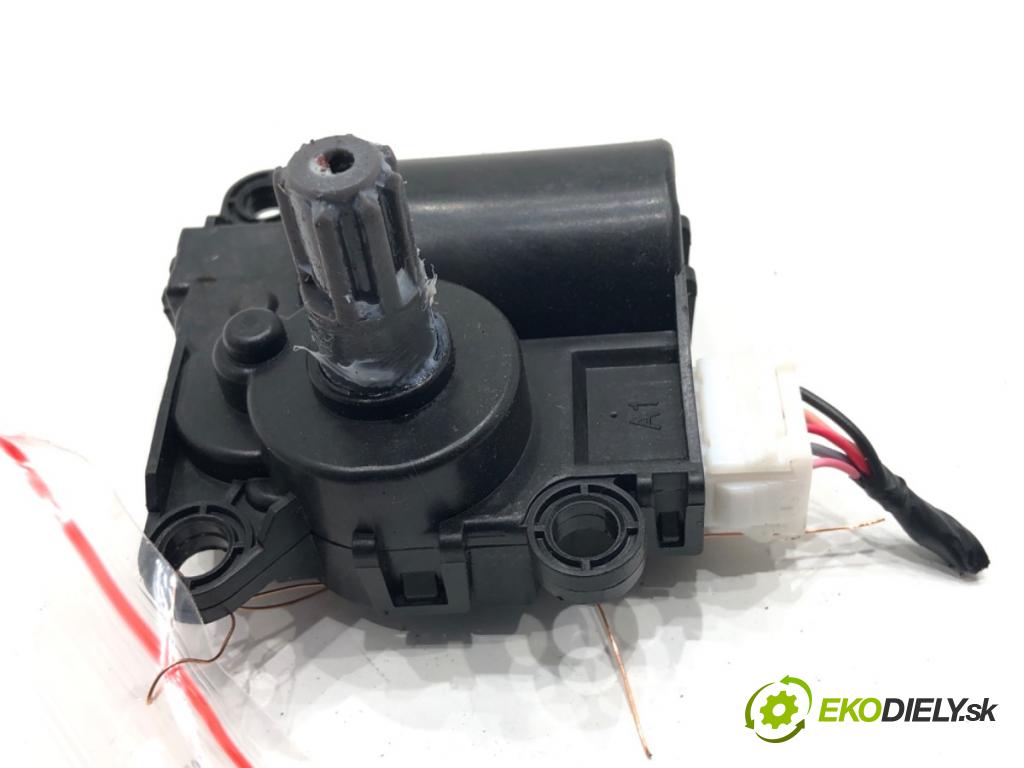 KIA SPORTAGE IV SUV 2020 97 kW 1.6 GDI 1591 Motorček kúrenia D332-NFFAA (Motorček kúrenia)