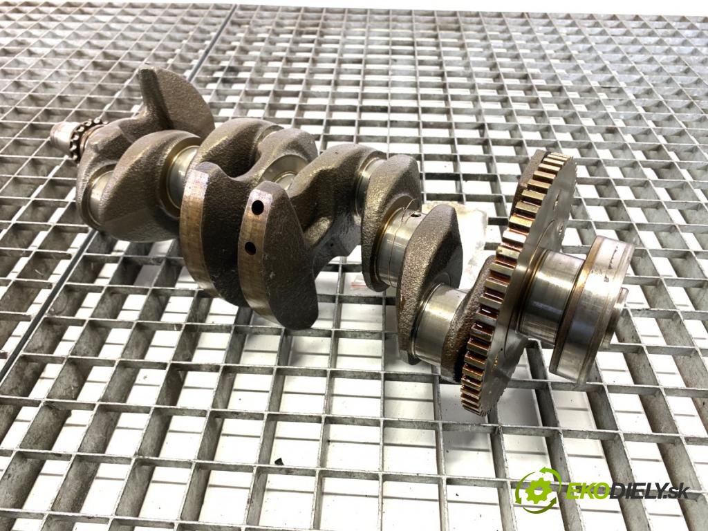 KIA SPORTAGE IV SUV 2020 97 kW 1.6 GDI 1591 Kardaň, hriadeľ KLIKA: G4FD (Blok motora ostatné)