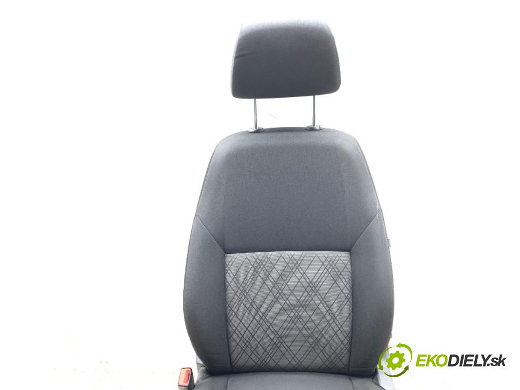 SEAT TOLEDO IV liftback 2016 66 kW 1.2 TSI 1197 Sedadlo ľavy predný