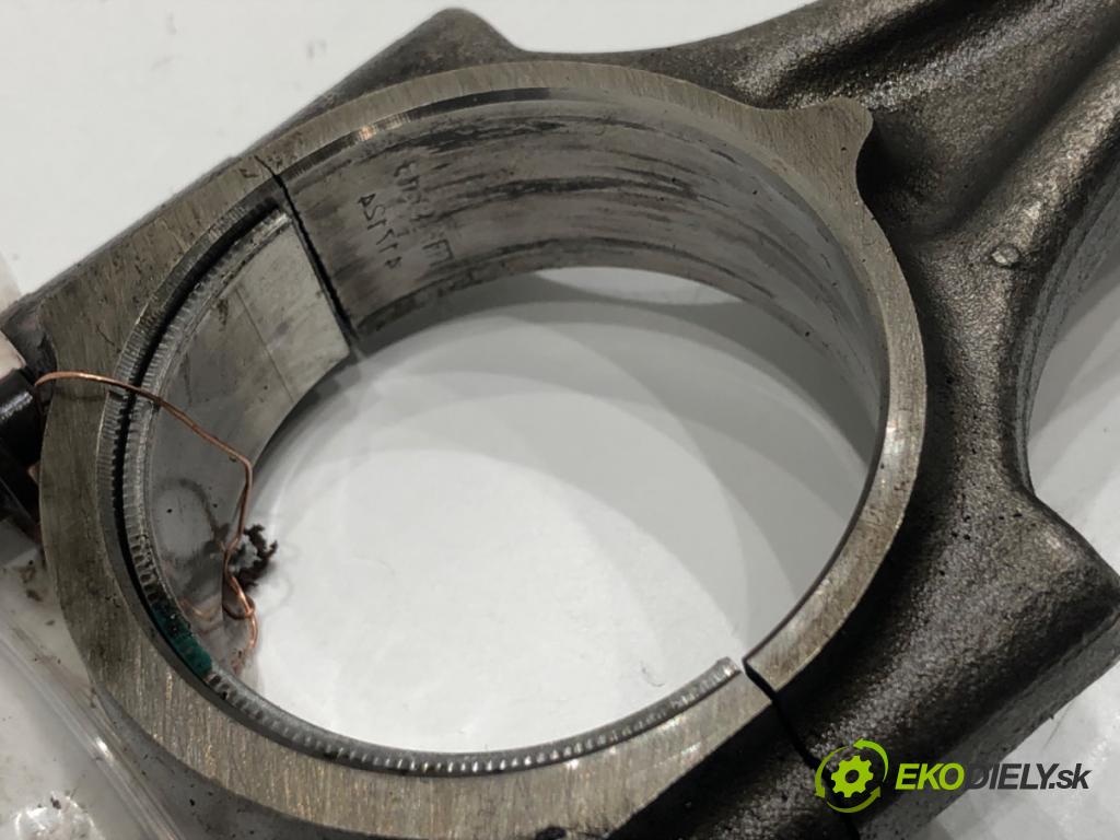 TOYOTA PROACE Nadwozie pełne/minivan 2021 75 kW 1.5 D-4D 100 (BPZMD) 1499 PIEST: ojnica DV5RD (Piest)