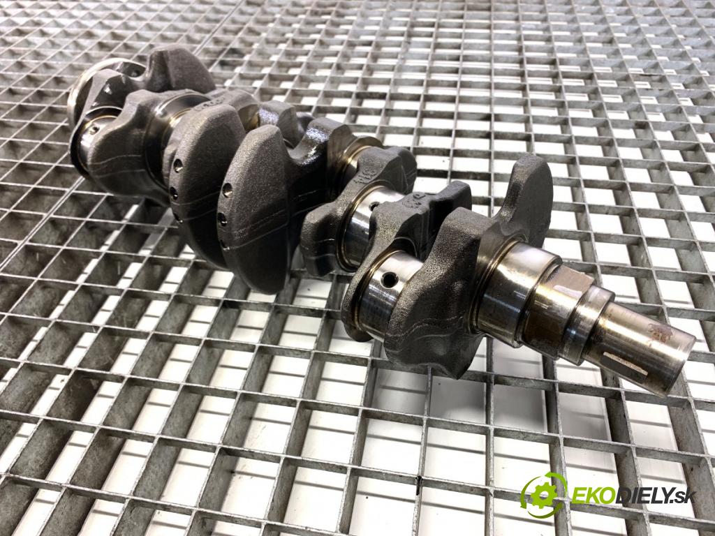 TOYOTA PROACE Nadwozie pełne/minivan 2021 75 kW 1.5 D-4D 100 (BPZMD) 1499 Kardaň, hriadeľ KLIKA: DV5R (Blok motora ostatné)