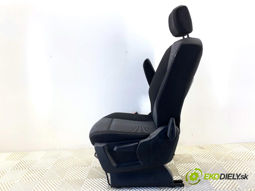 TOYOTA PROACE nadwozie wielkoprzestrzenne (MPV) 2024 96 kW 1.5 D-4D 130 (BKYMA) 1499 Sedadlo ľavy predný