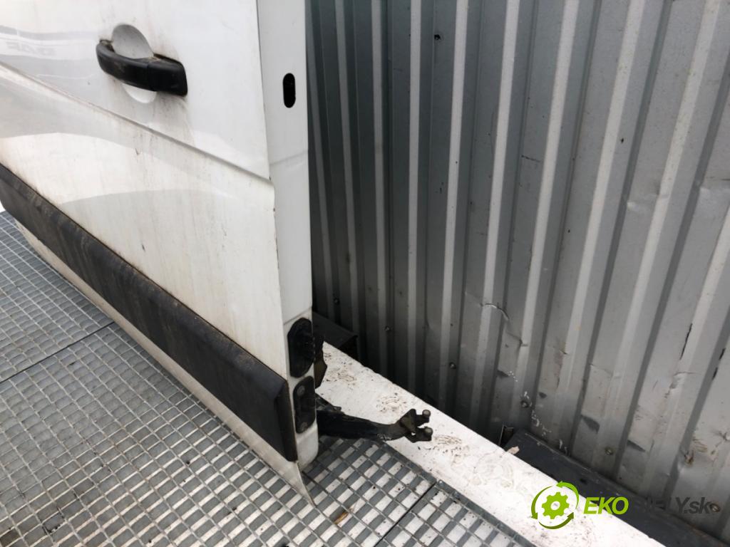OPEL MOVANO B Autobus  107 kW 2.3 CDTI FWD (JV) 2298 Dvere pravy zad posuvné