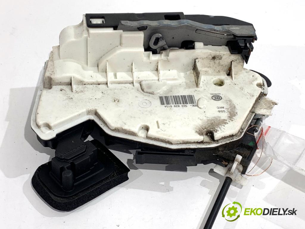 SEAT TOLEDO IV liftback 2016 66 kW 1.2 TSI 1197 zámok dveře levý zadní část 5E0839015A