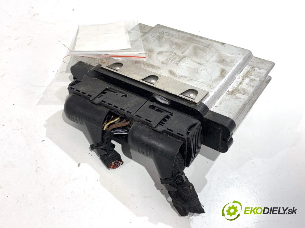 SEAT TOLEDO IV liftback 2016 66 kW 1.2 TSI 1197 riadiaca jednotka Motor 04E907309AF (Riadiaca jednotka)