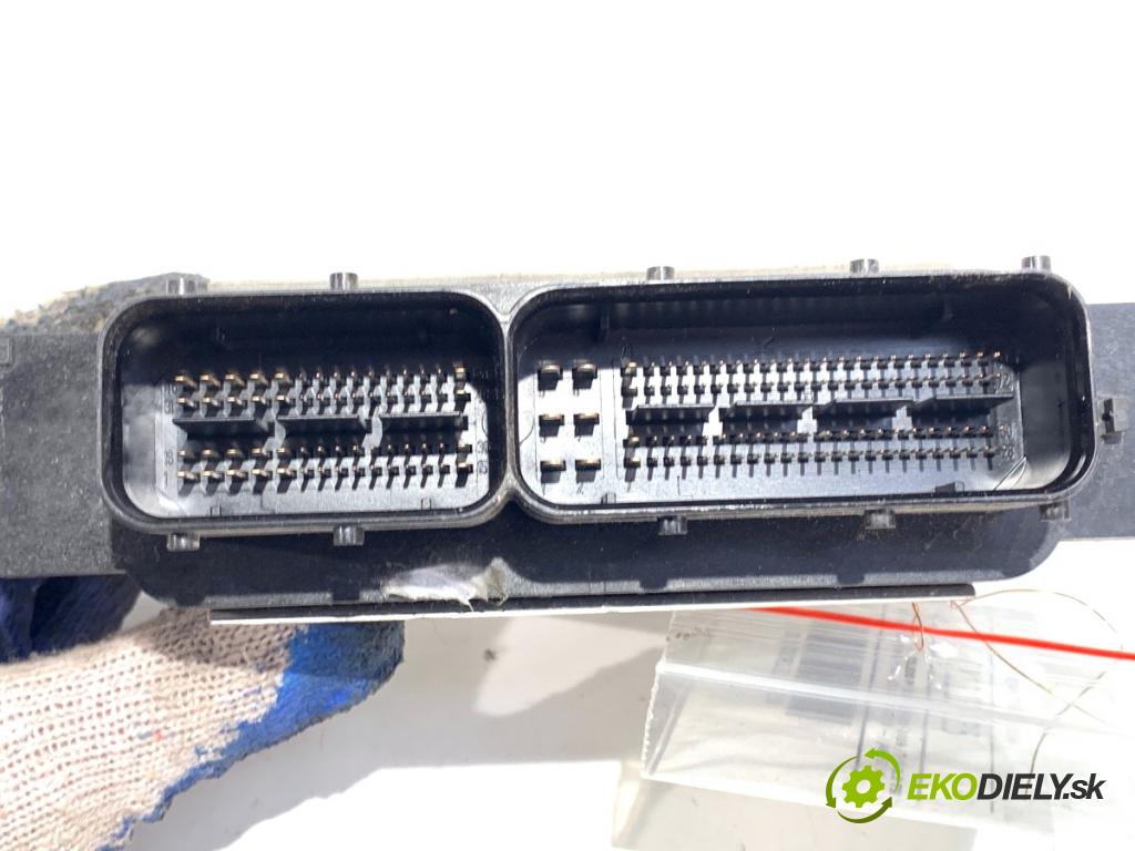 SEAT TOLEDO IV liftback 2016 66 kW 1.2 TSI 1197 riadiaca jednotka Motor 04E907309AF (Riadiaca jednotka)