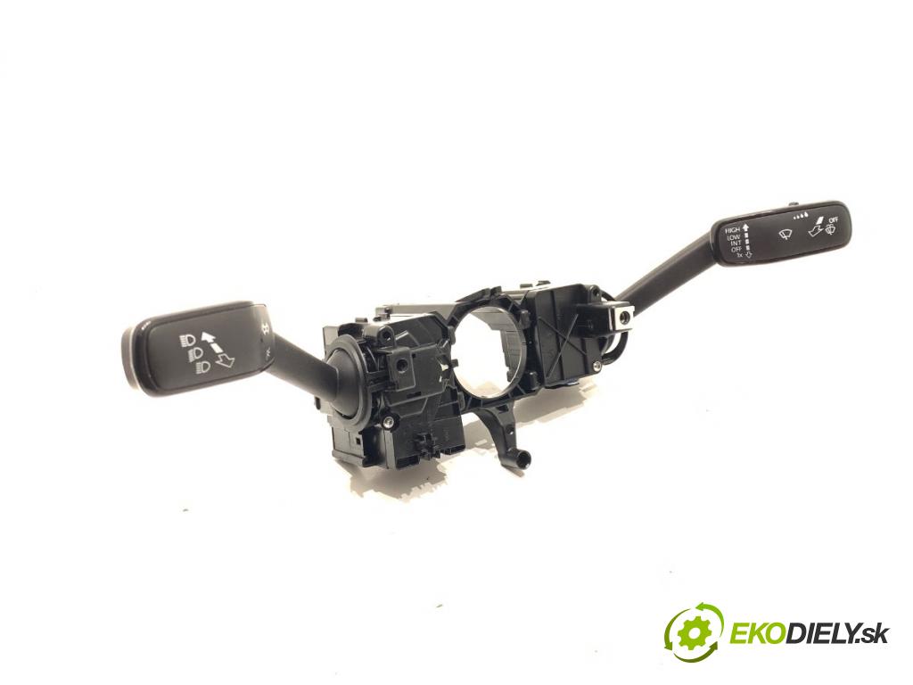 SEAT TOLEDO IV liftback 2016 66 kW 1.2 TSI 1197 Prepínač kombinovaný 6C0953501R (Prepínacie páčky pod volantom)