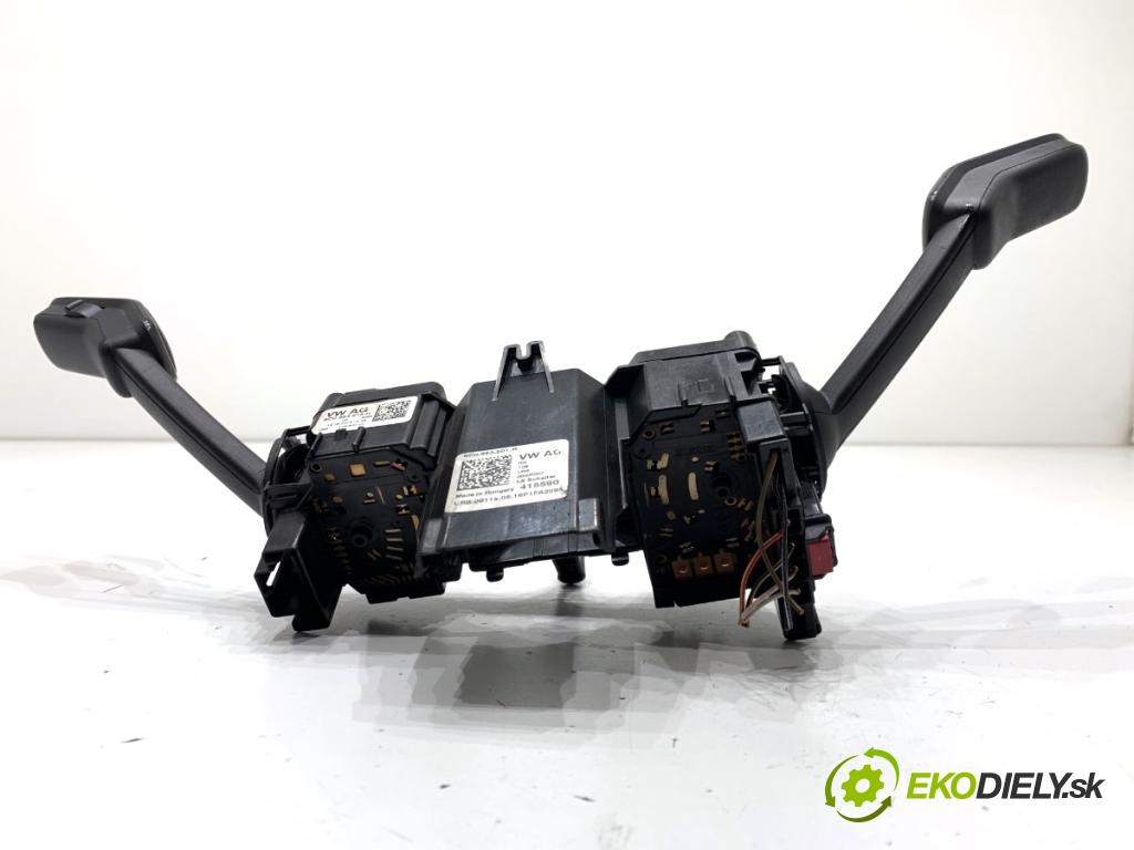 SEAT TOLEDO IV liftback 2016 66 kW 1.2 TSI 1197 Prepínač kombinovaný 6C0953501R (Prepínacie páčky pod volantom)