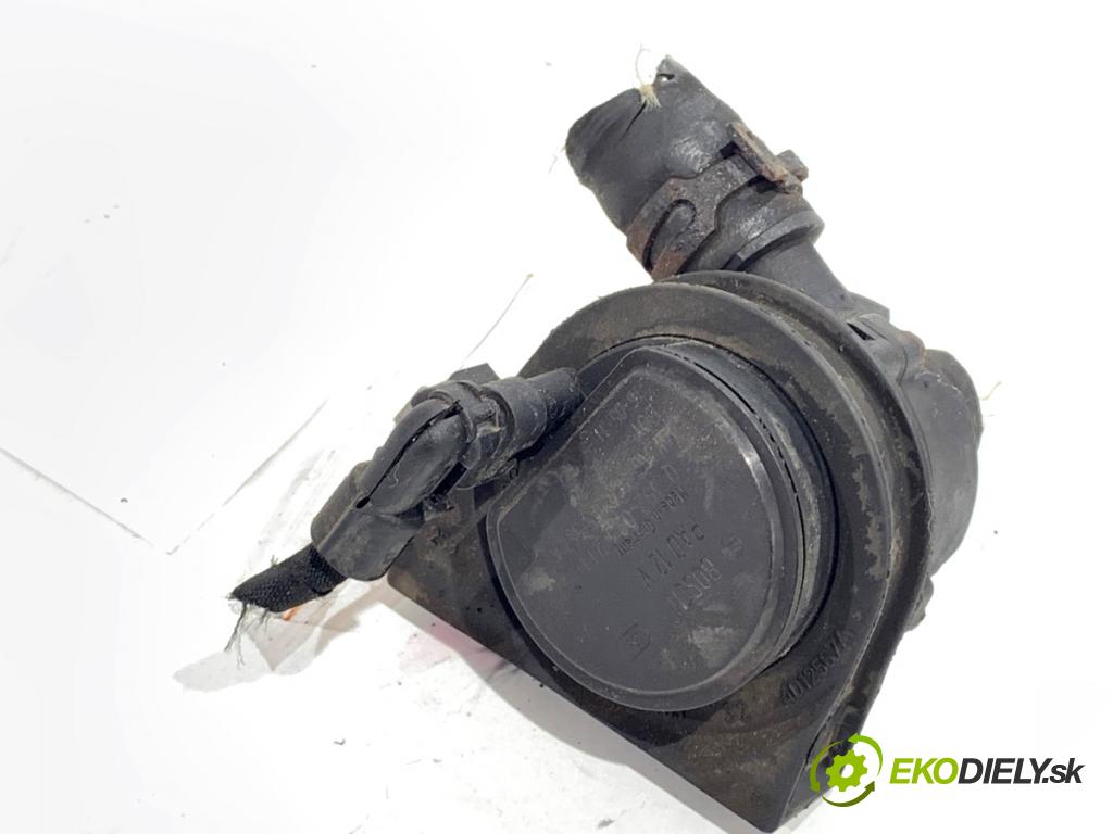 SEAT TOLEDO IV liftback 2016 66 kW 1.2 TSI 1197 DALŠÍ: Pumpa vody 5G0965567A (Vodná pumpa)