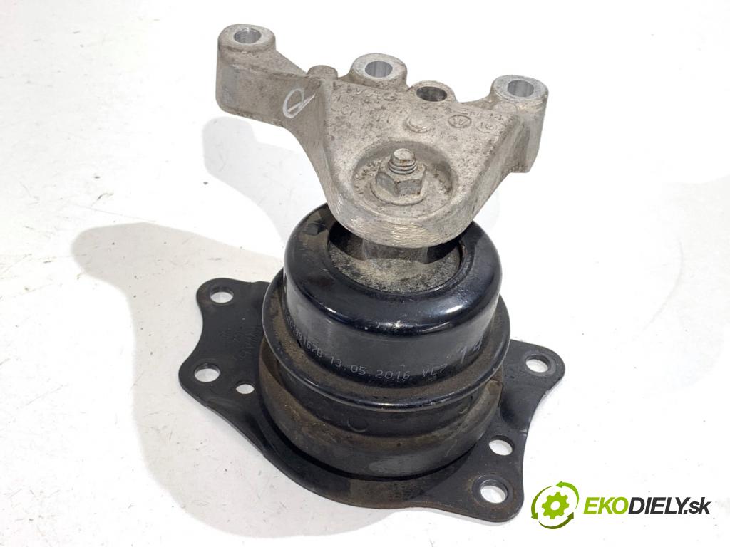 SEAT TOLEDO IV liftback 2016 66 kW 1.2 TSI 1197 AirBag Motor pravy 6Q0199262BF